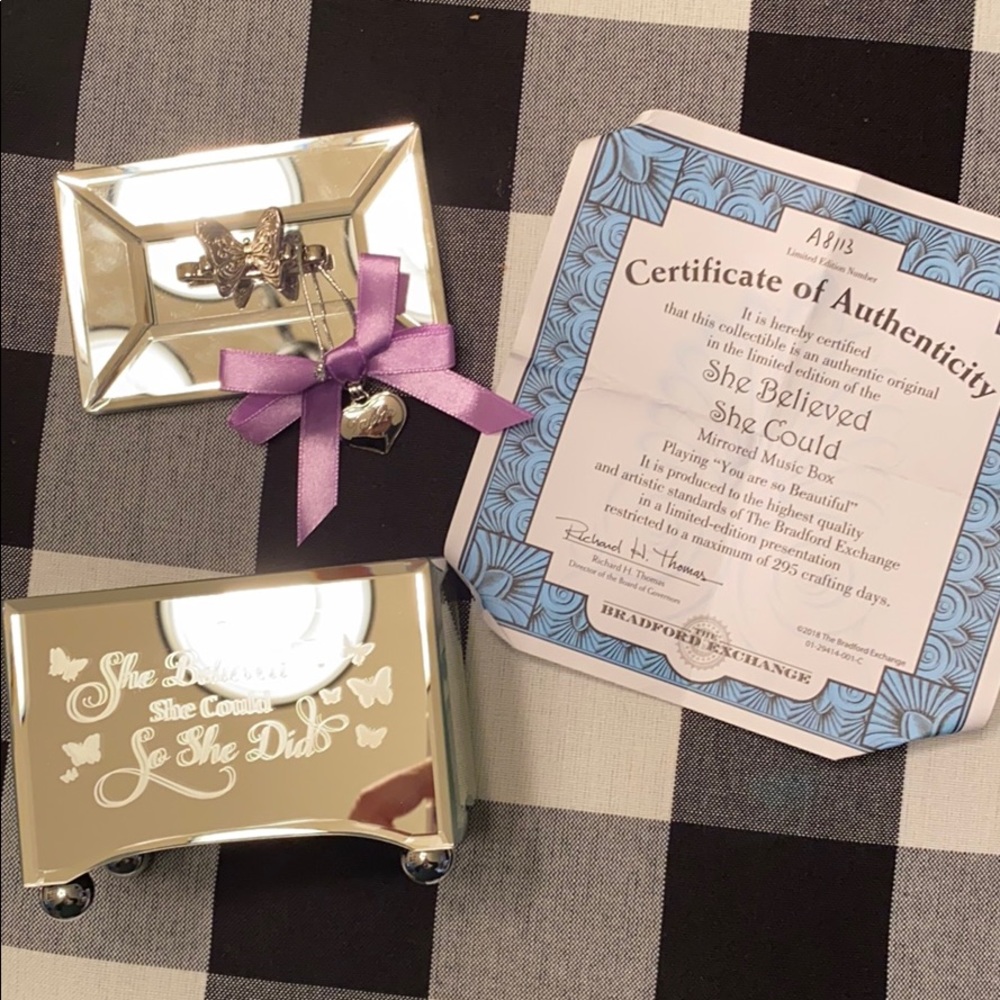 The Bradford exchange music box